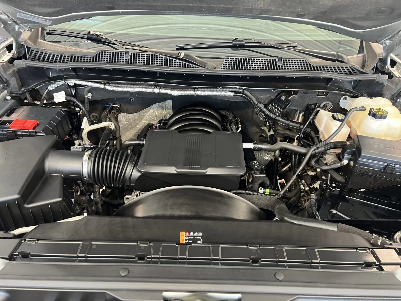 Used 2024 Chevrolet Silverado 2500 LTZ AWD/4WD image 40