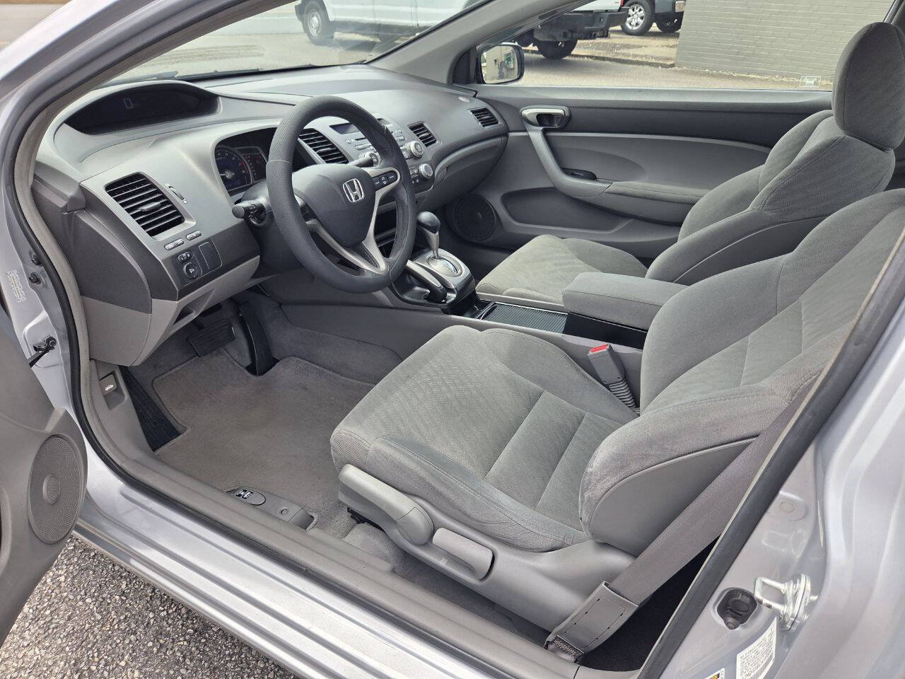 Used 2010 Honda Civic LX image 7