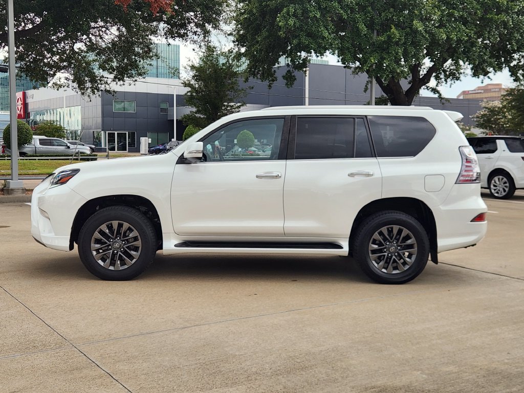 Used 2021 Lexus GX 460 Premium w/ Premium Package AWD/4WD image 4