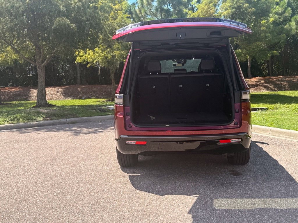 New 2026 Jeep Grand Wagoneer Limited AWD/4WD image 38
