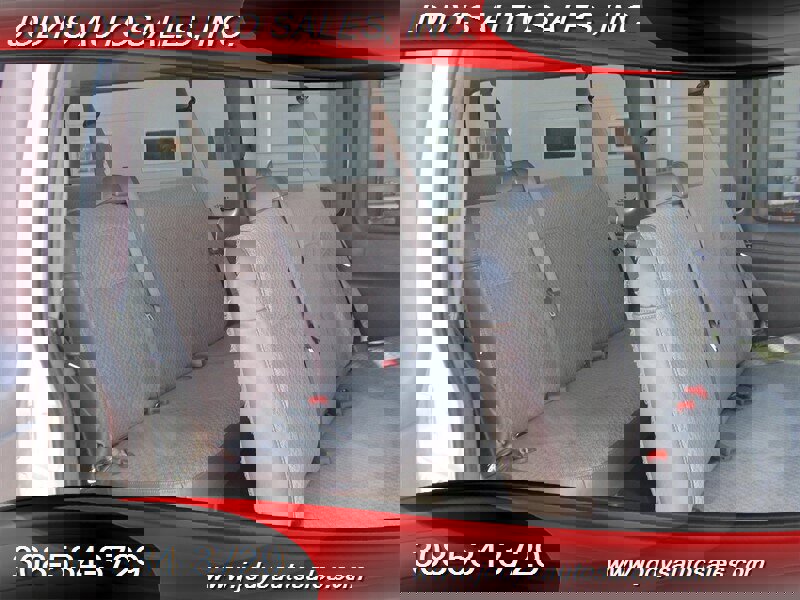 Used 2017 Chevrolet Express 3500 LT w/ LT Preferred Equipment Group image 22