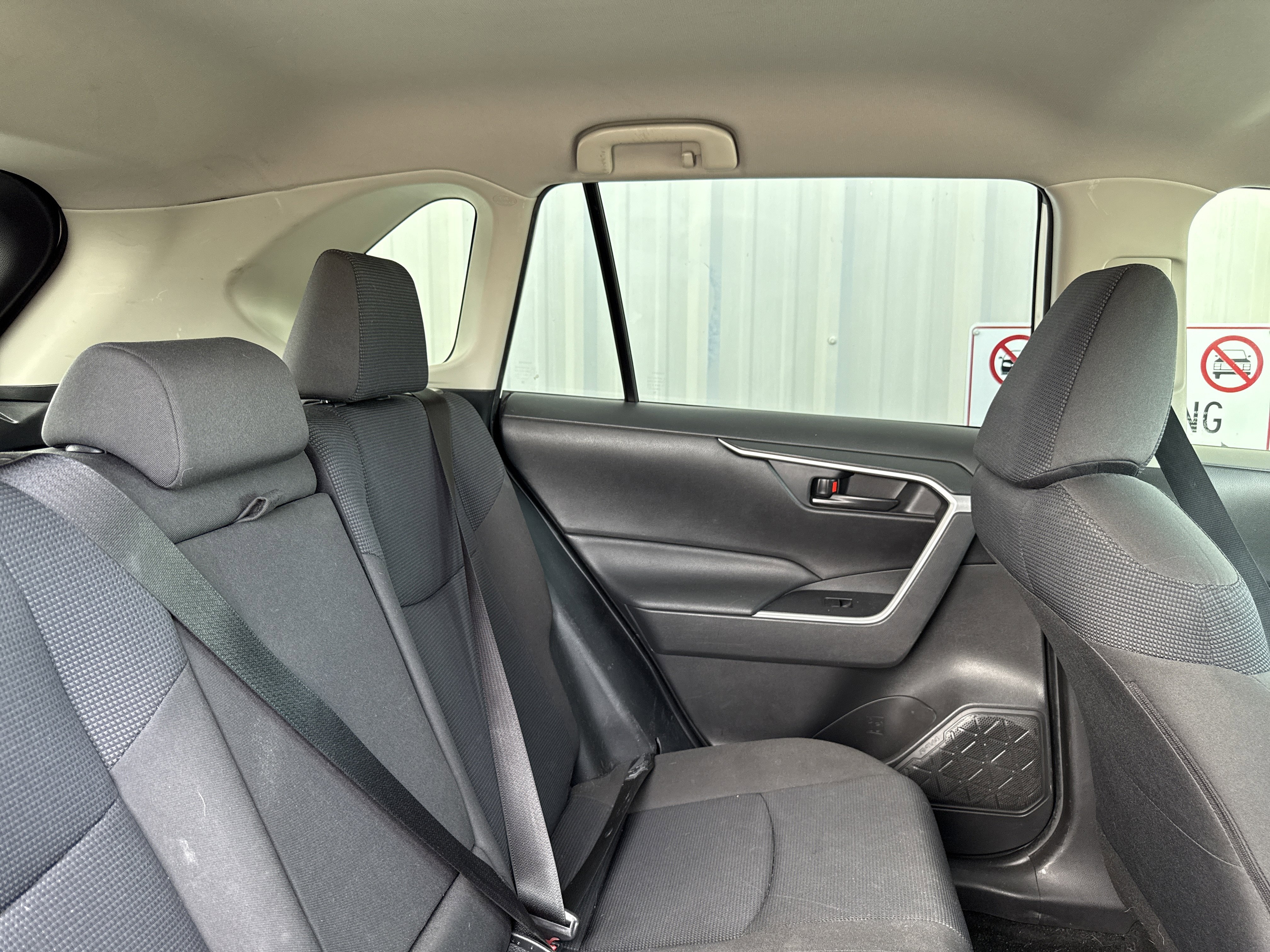 Used 2020 Toyota RAV4 LE image 36