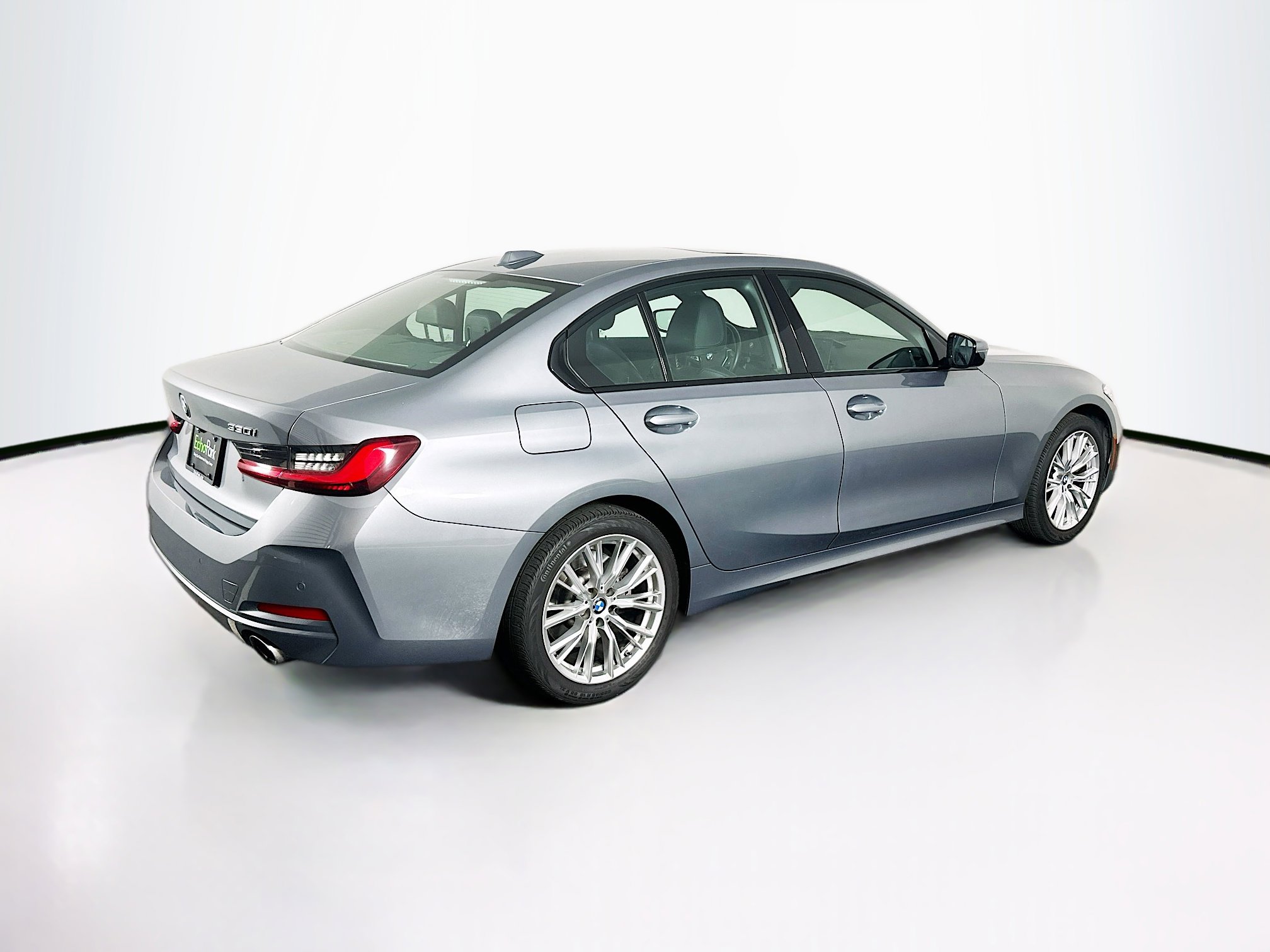 Used 2023 BMW 330i Sedan w/ Premium Package RWD image 9
