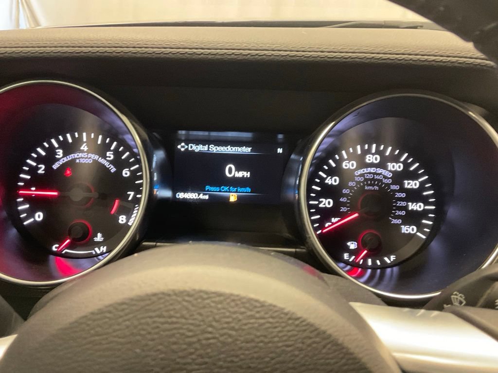 Used 2018 Ford Mustang GT RWD image 2