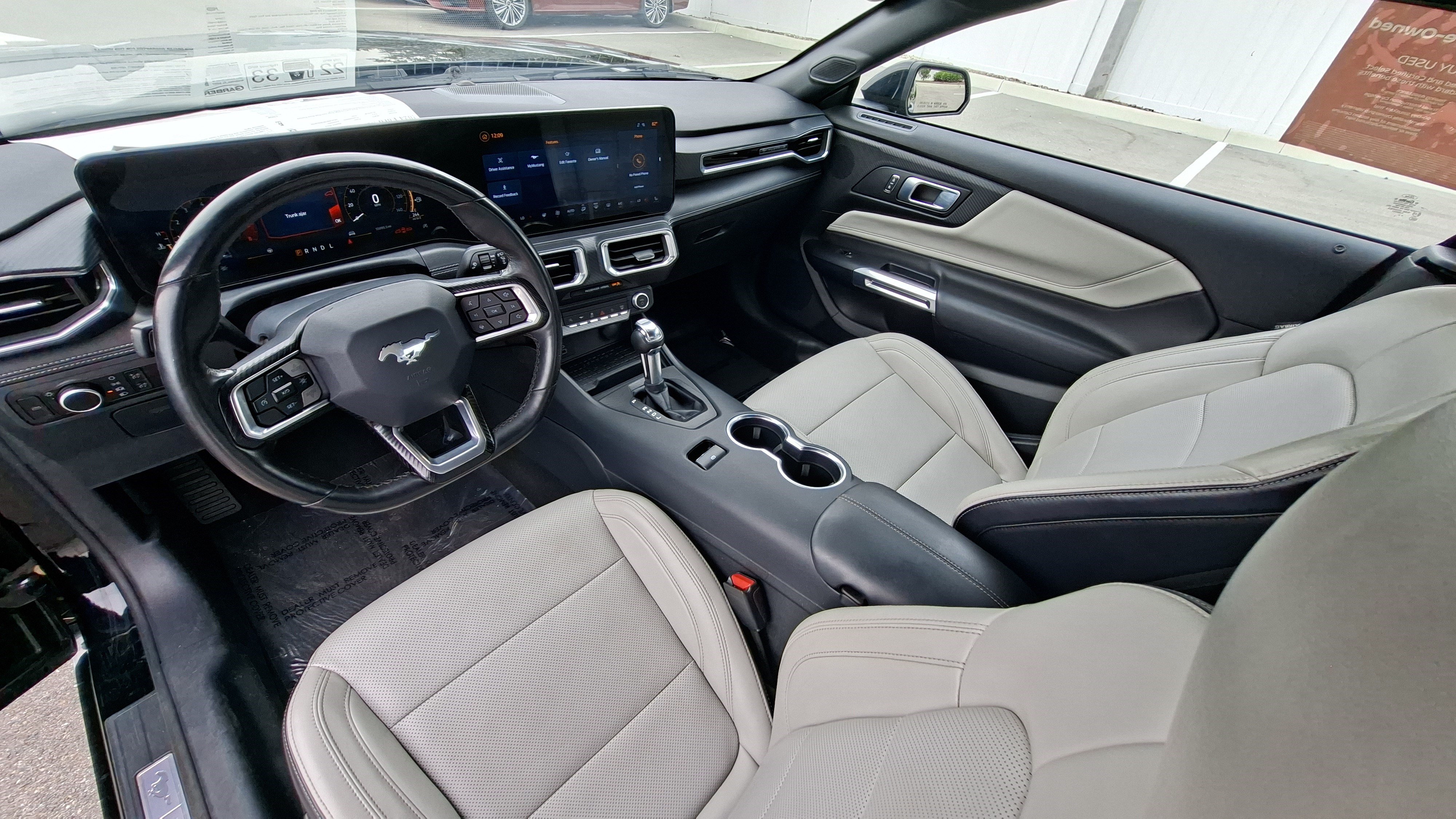 Used 2024 Ford Mustang Premium RWD image 18