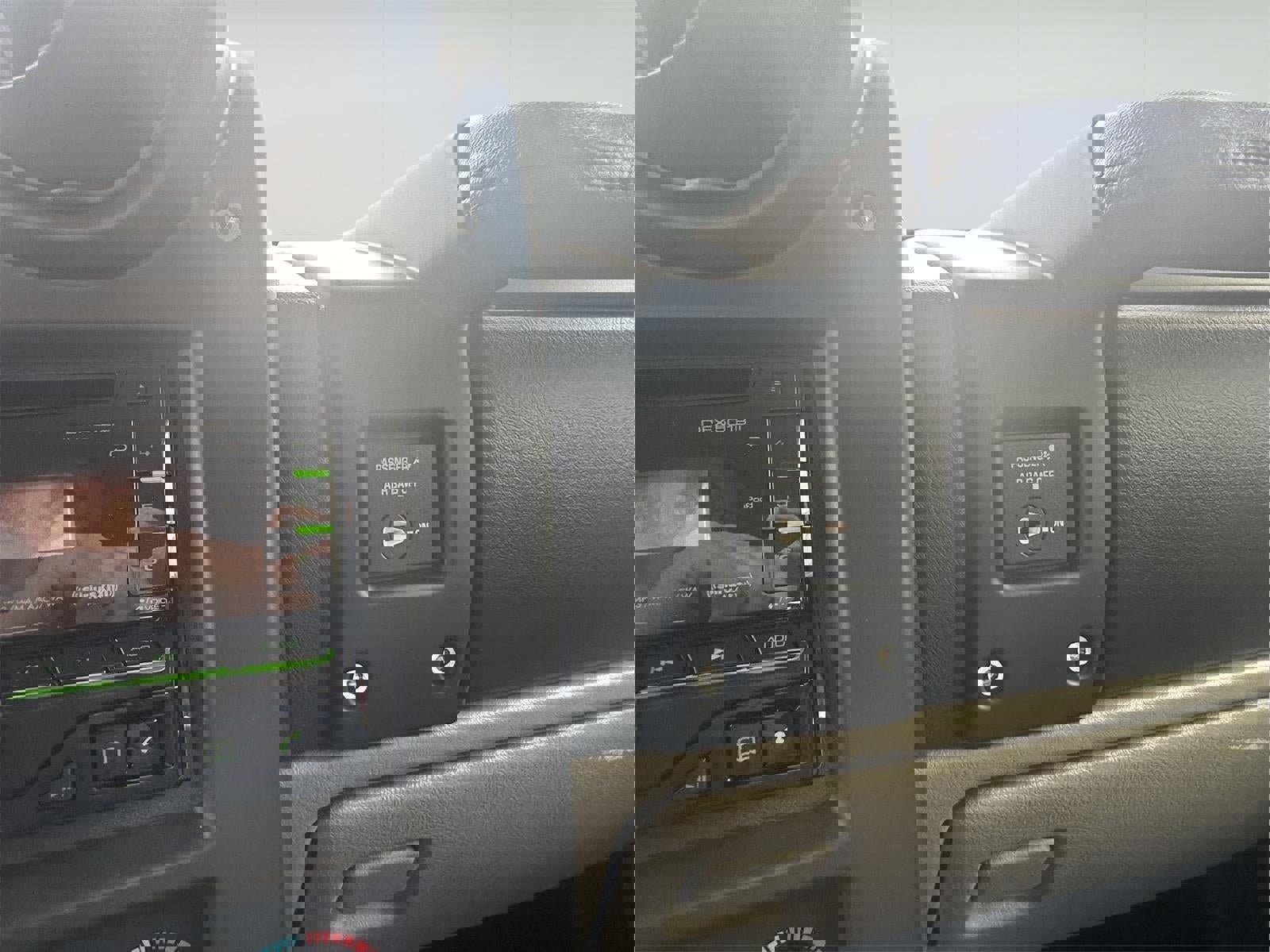 Used 2005 HUMMER H2 SUT AWD/4WD image 30