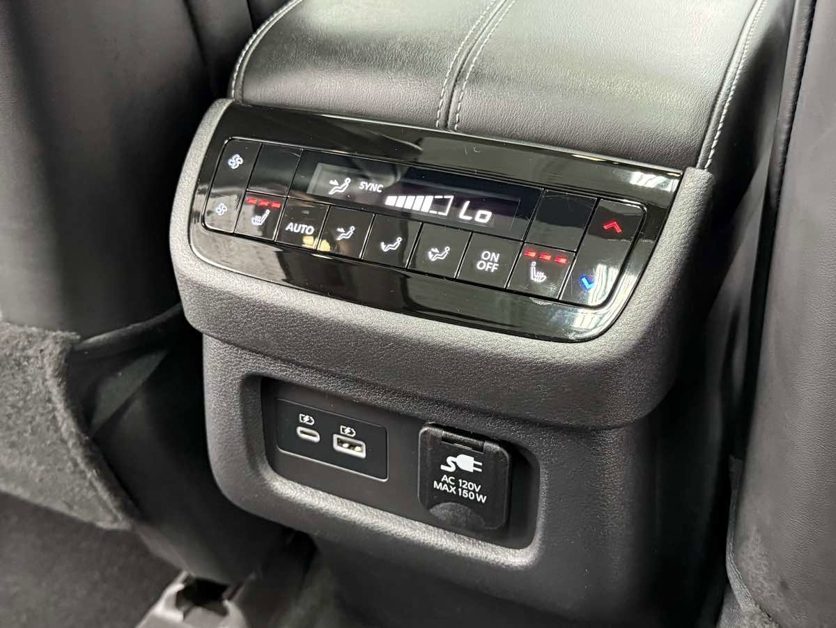 Used 2022 INFINITI QX60 Sensory image 36