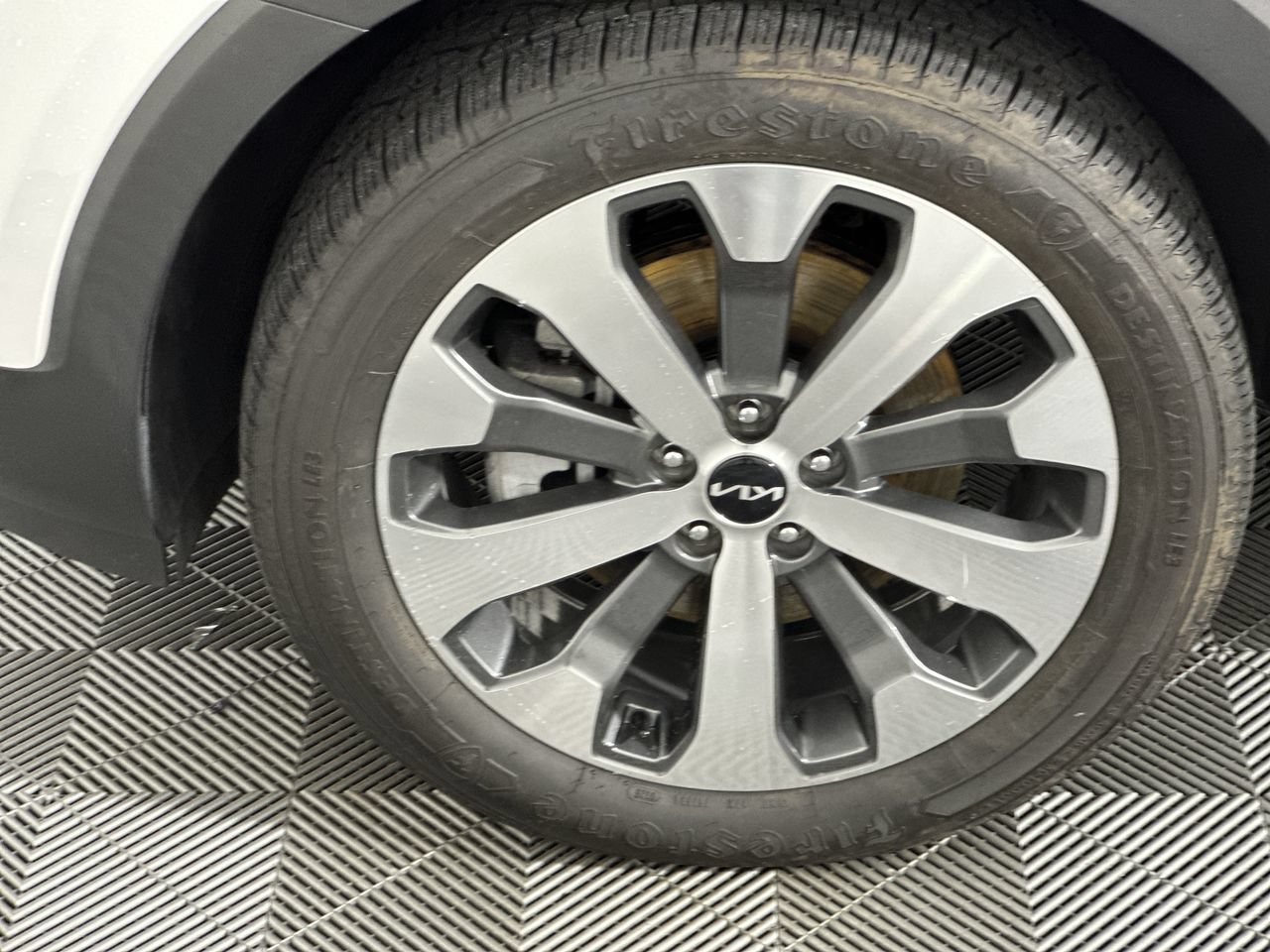 Certified 2022 Kia Telluride S FWD image 5