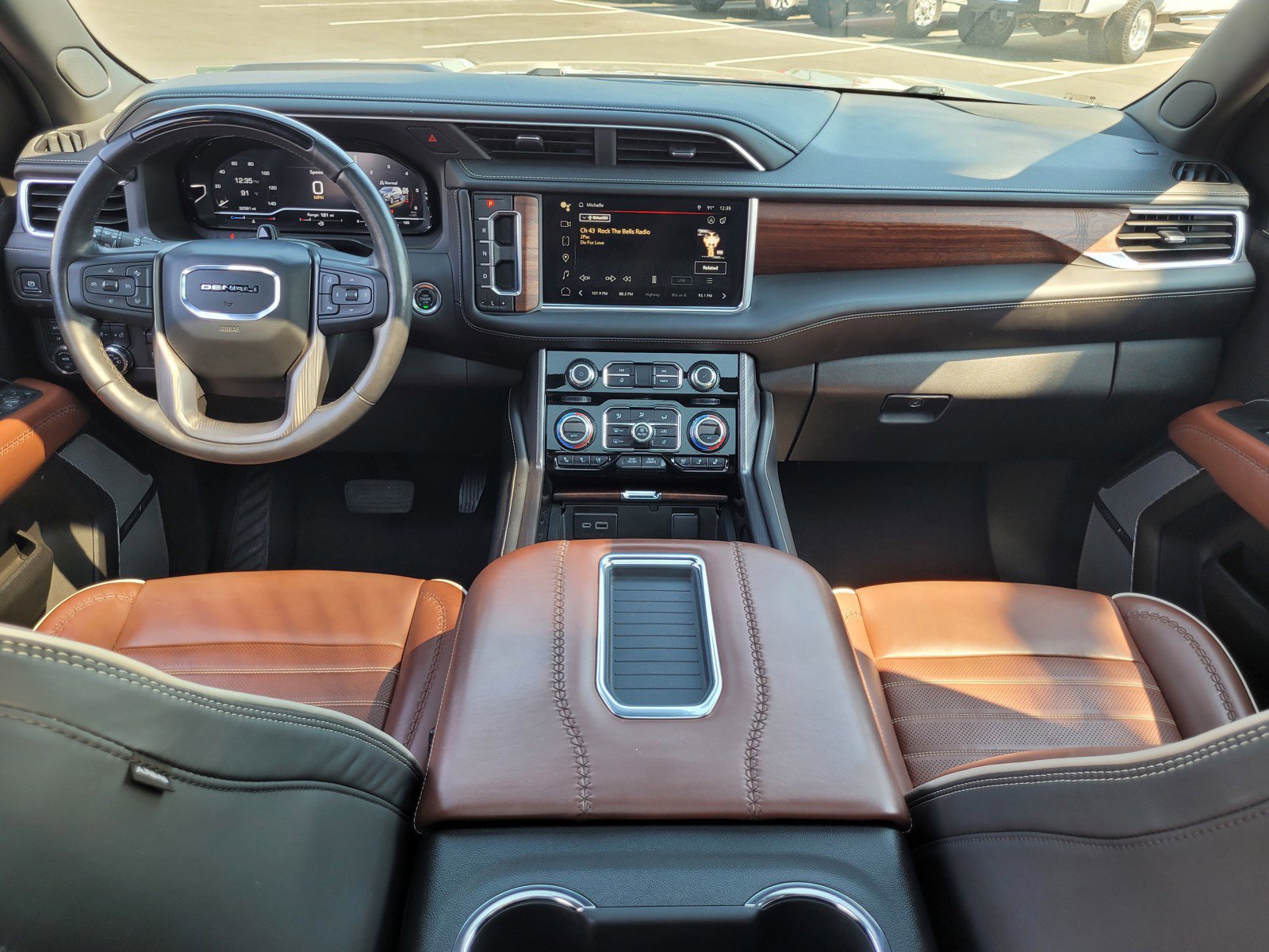 Used 2024 GMC Yukon Denali Ultimate image 15