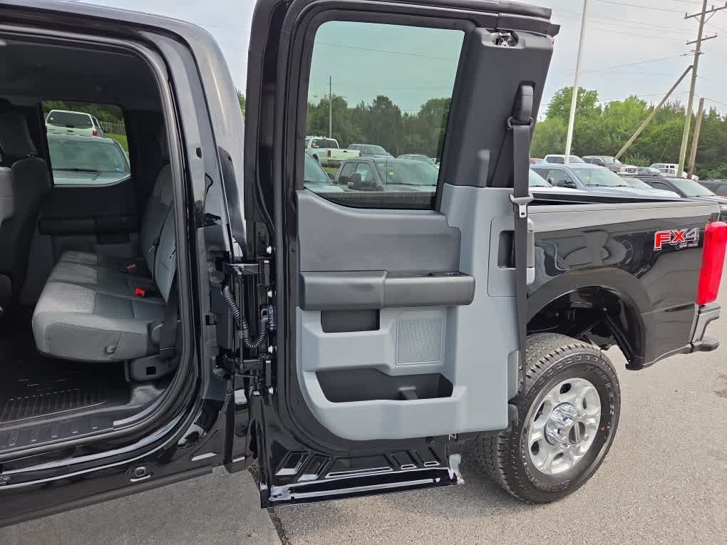 New 2026 Ford F350 XLT AWD/4WD image 26