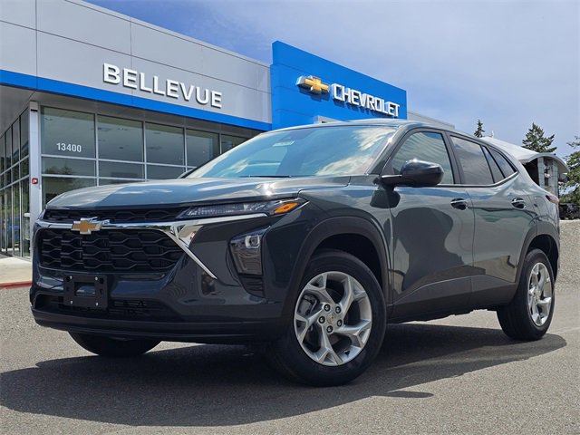 New 2025 Chevrolet Trax LS w/ LS Convenience Package