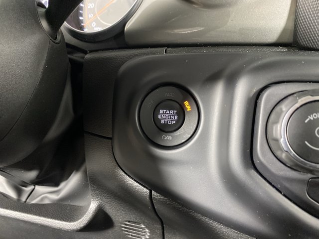 Used 2022 Jeep Wrangler Unlimited Sahara w/ Cold Weather Group AWD/4WD image 28