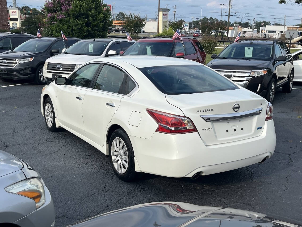 Used 2013 Nissan Altima 2.5 S FWD image 8