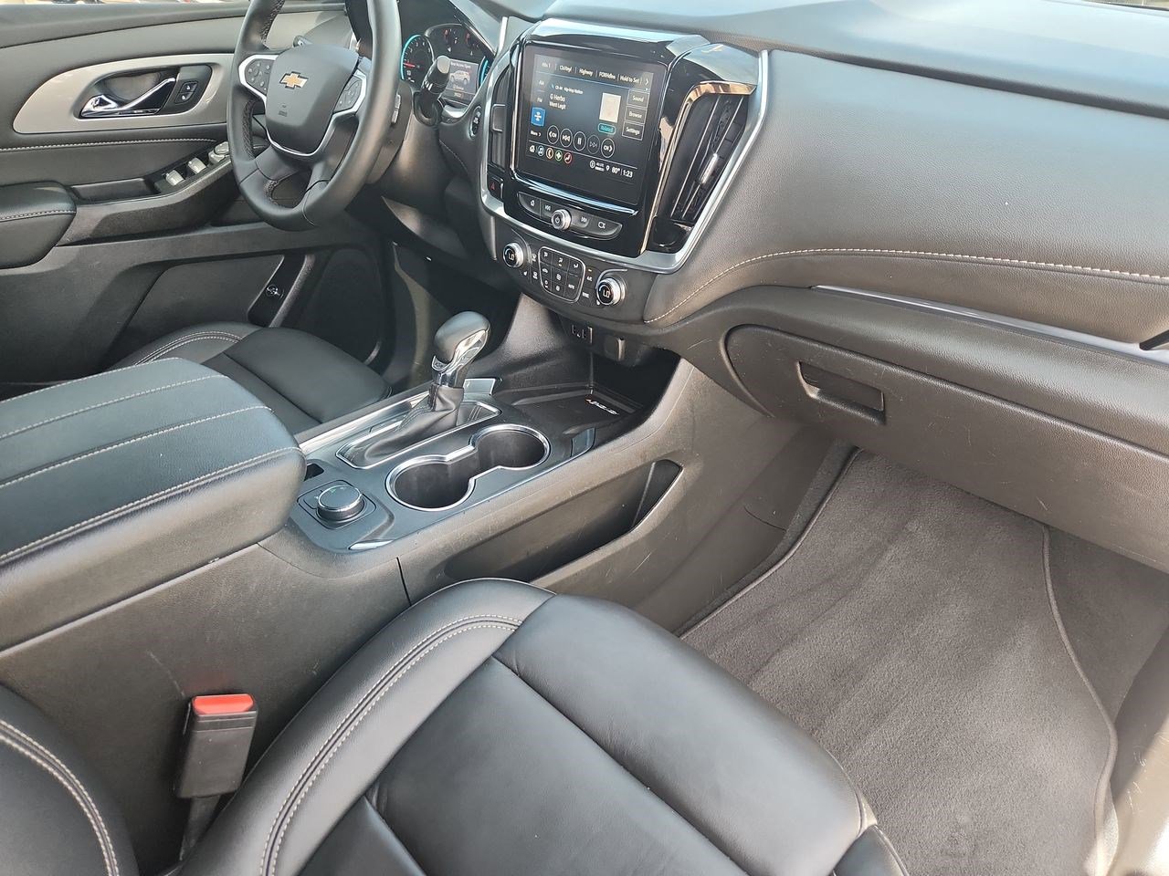 Used 2023 Chevrolet Traverse LT image 22
