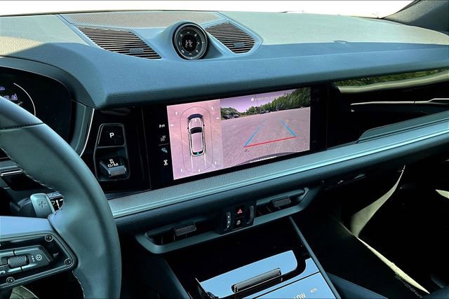 Used 2026 Porsche Cayenne image 14