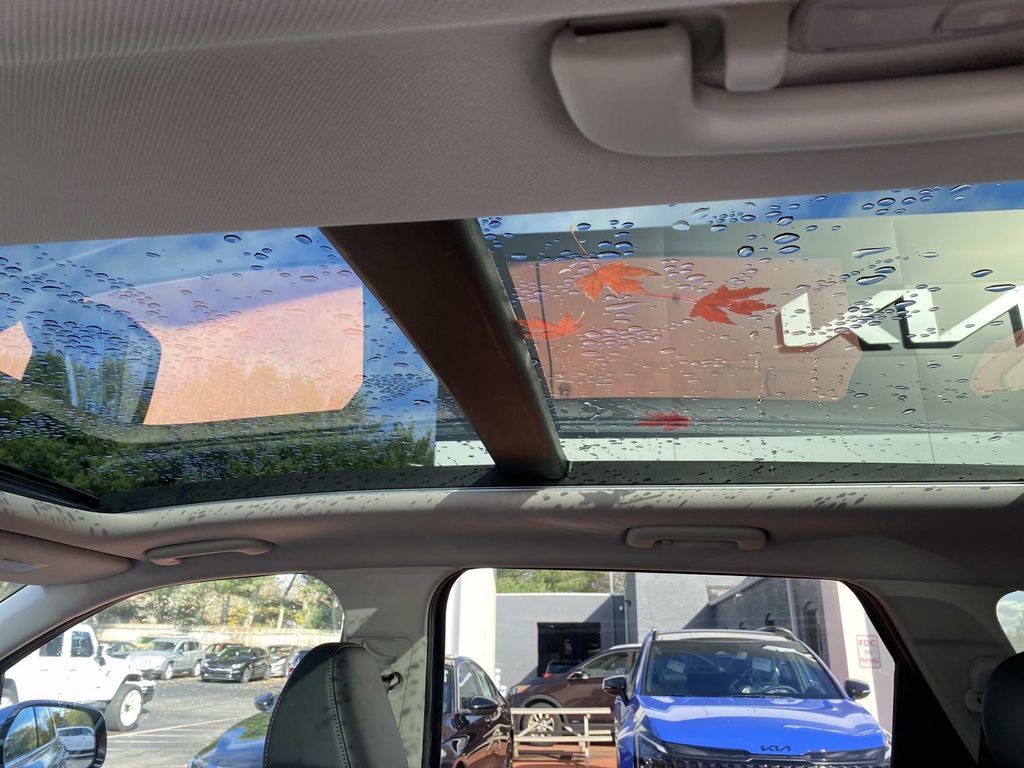 New 2026 Kia Sorento EX w/ EX Premium Package image 9