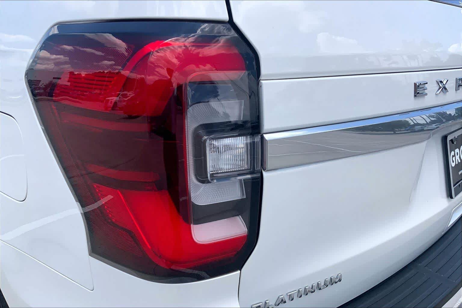 Used 2024 Ford Expedition Platinum RWD image 28