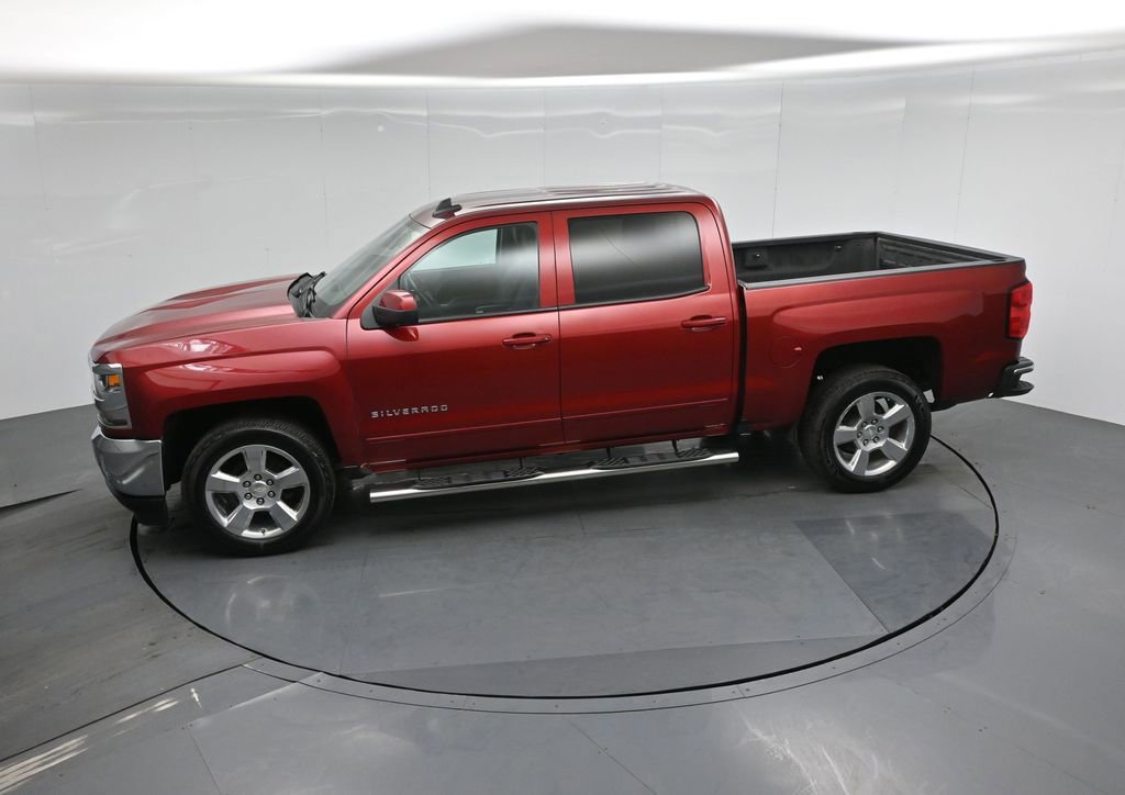 Used 2018 Chevrolet Silverado 1500 LT w/ All Star Edition image 41