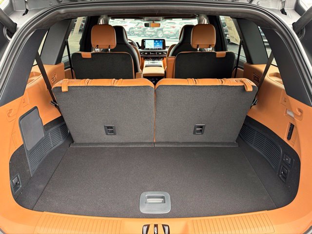 New 2026 Lincoln Aviator Black Label w/ Jet Appearance Package AWD/4WD image 20