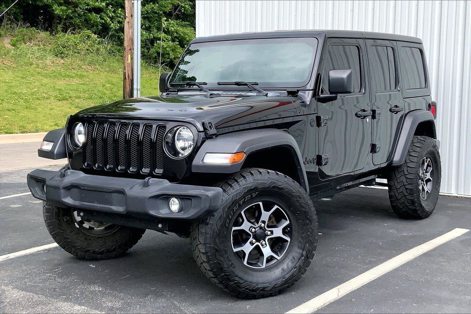 Used 2021 Jeep Wrangler Unlimited Sport AWD/4WD image 1
