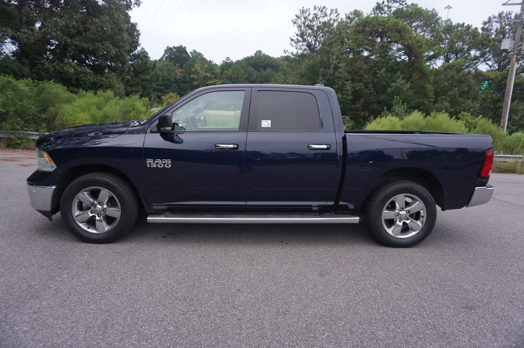 Used 2018 RAM 1500 Big Horn AWD/4WD image 18
