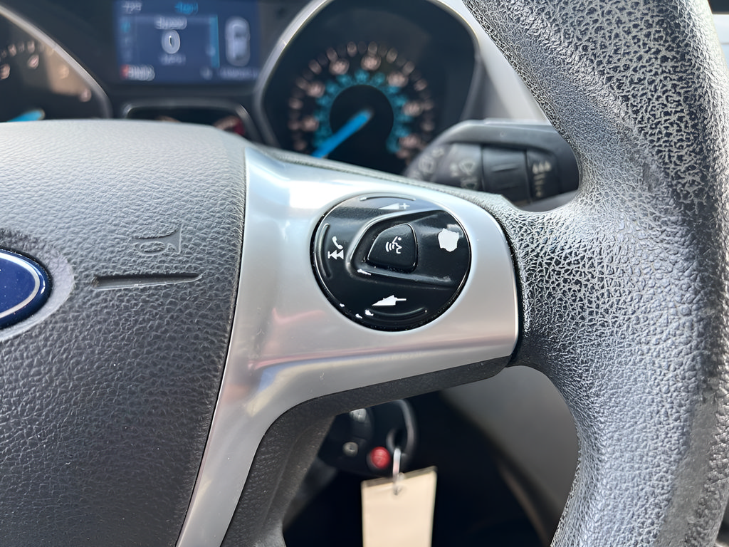 Used 2015 Ford Escape SE FWD image 24