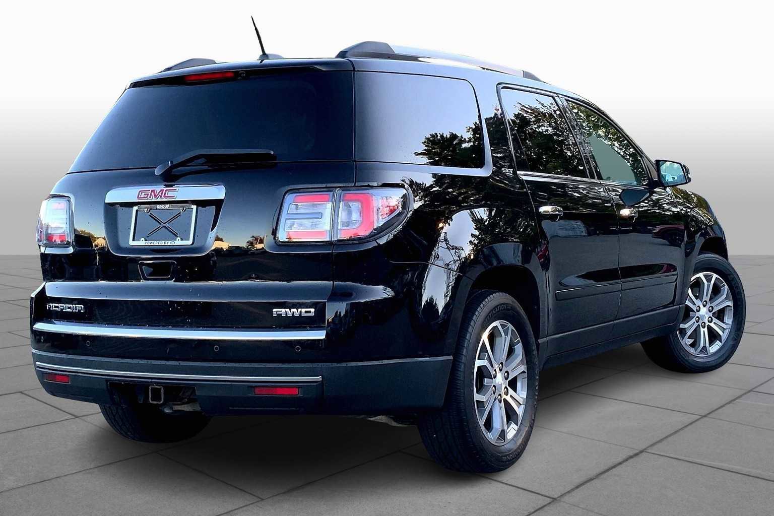 Used 2016 GMC Acadia SLT w/ Open Road Package image 12