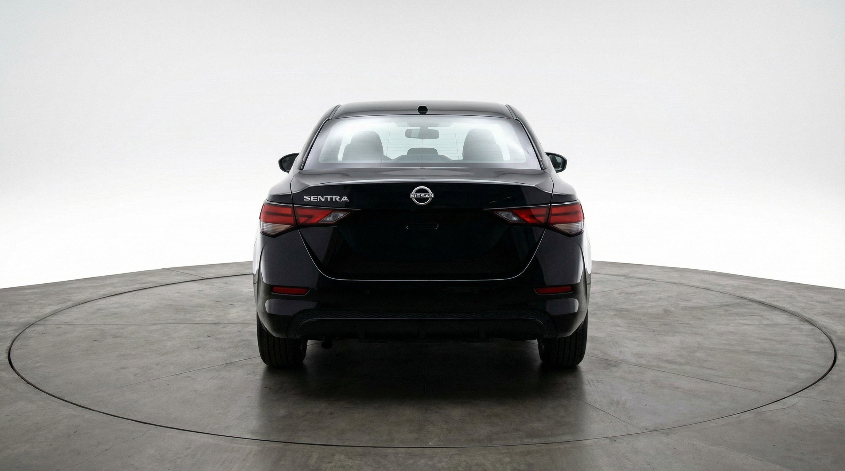 Used 2025 Nissan Sentra SV image 7