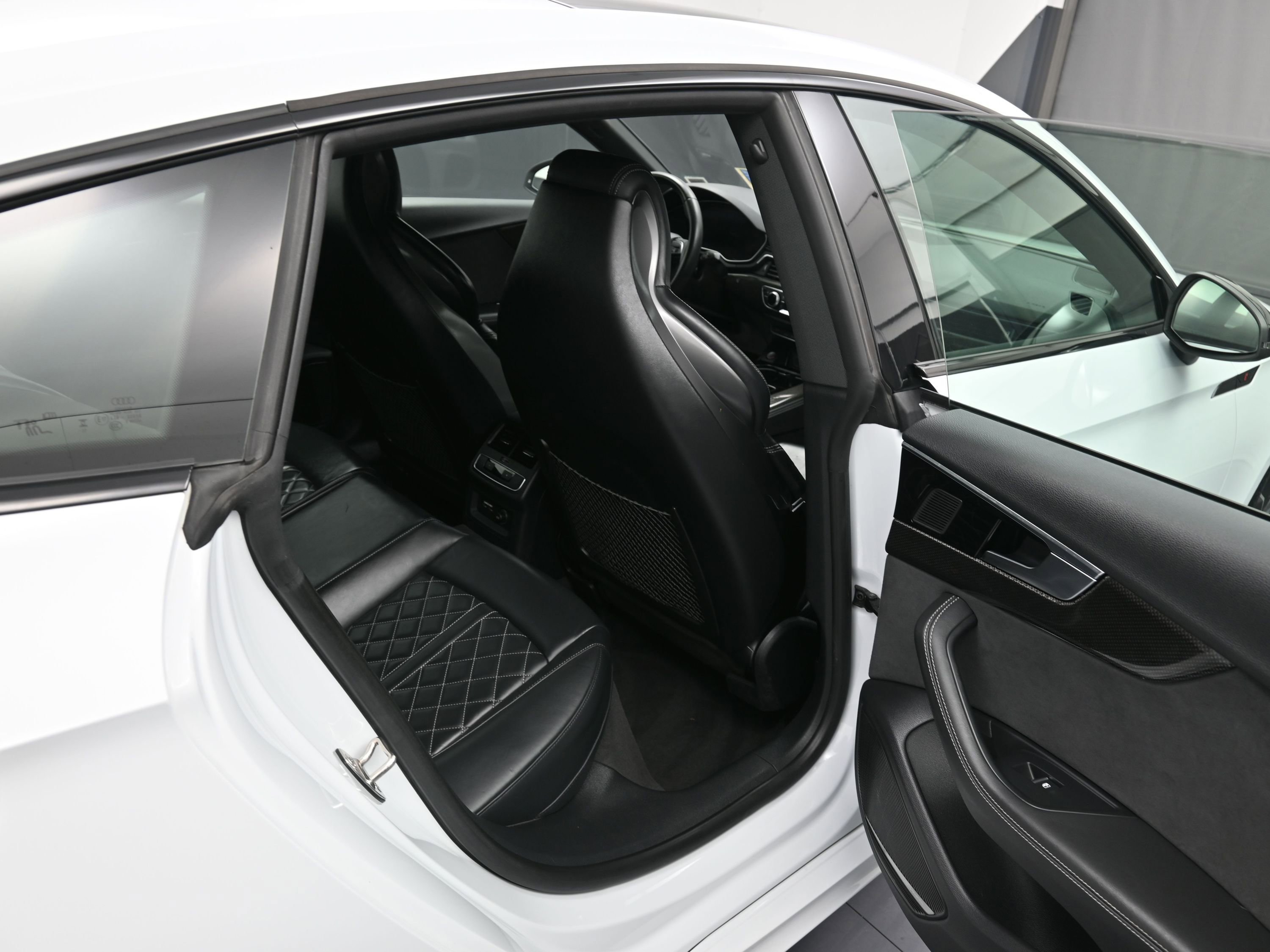 Used 2023 Audi S5 Premium Plus image 28