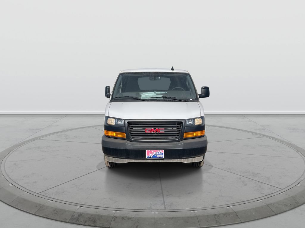 New 2025 GMC Savana 2500 Extended w/ Driver Convenience Package RWD image 3