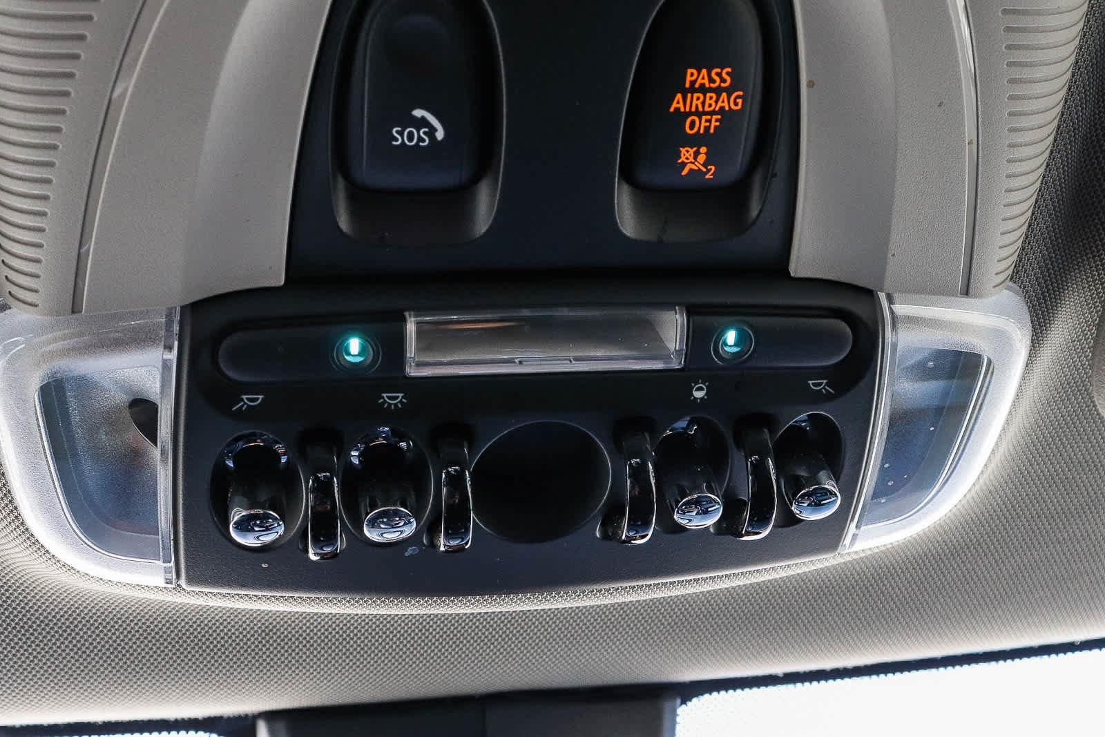 Used 2024 MINI Cooper SE FWD image 35