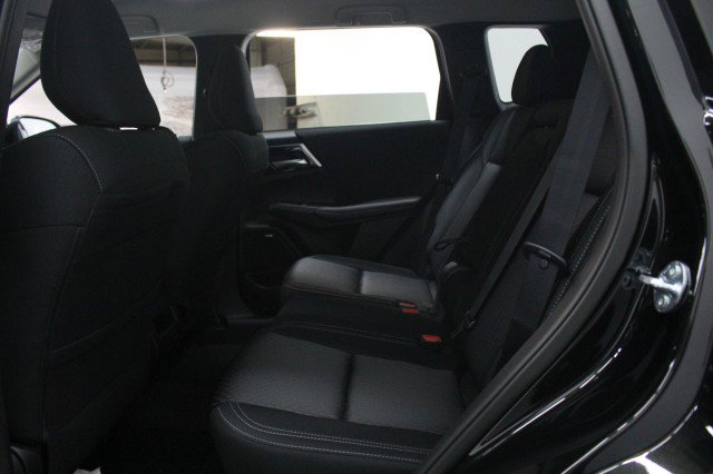 New 2026 Mitsubishi Outlander ES image 24