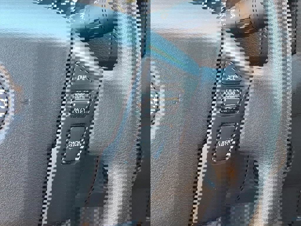 Used 2024 Nissan Frontier S w/ S Utility Package image 19