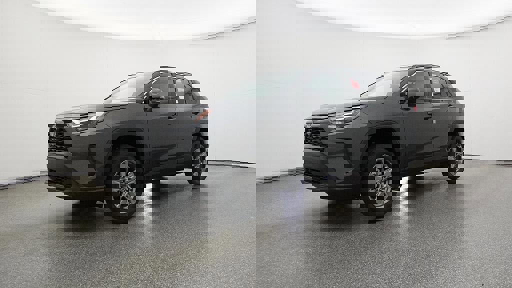 New 2025 Toyota RAV4 XLE image 17