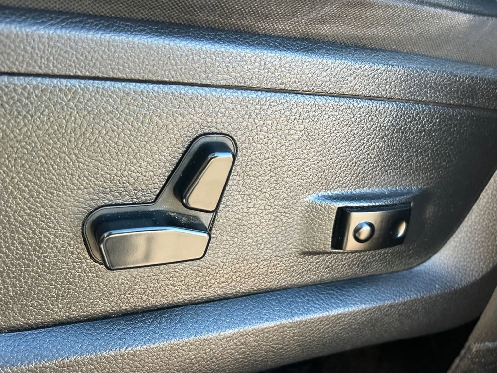 Used 2016 RAM 1500 Sport w/ Convenience Group image 18