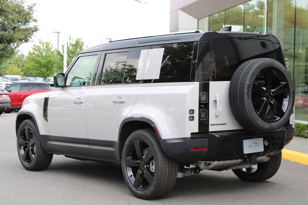 New 2026 Land Rover Defender 110 S AWD/4WD image 5