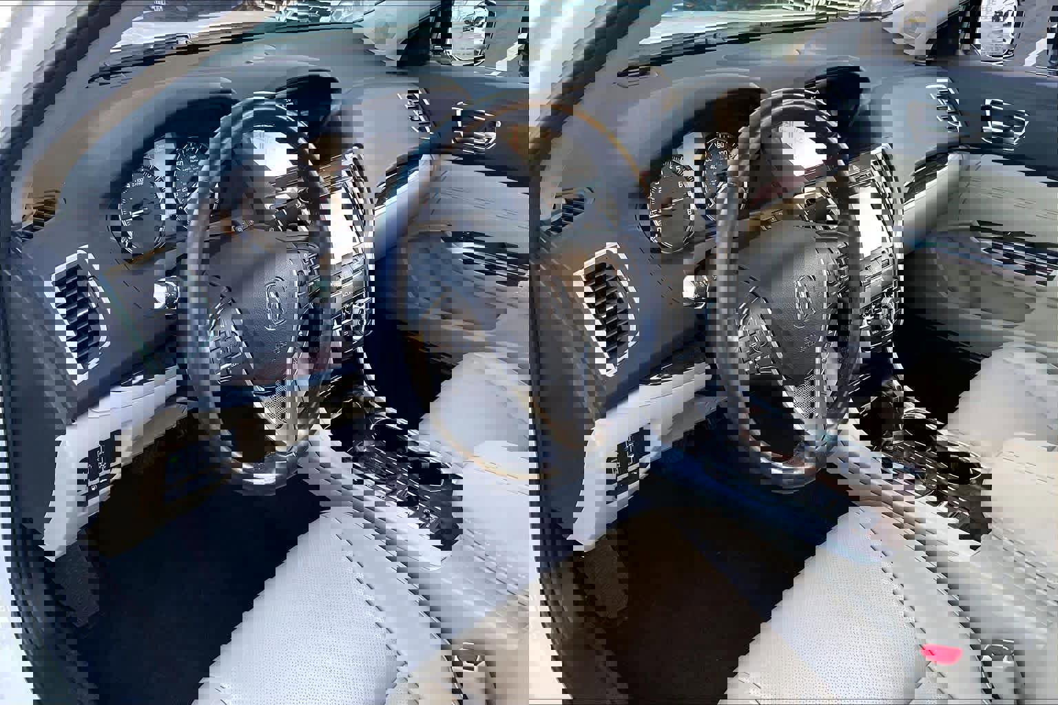 Used 2020 Acura TLX w/Technology Pkg image 16