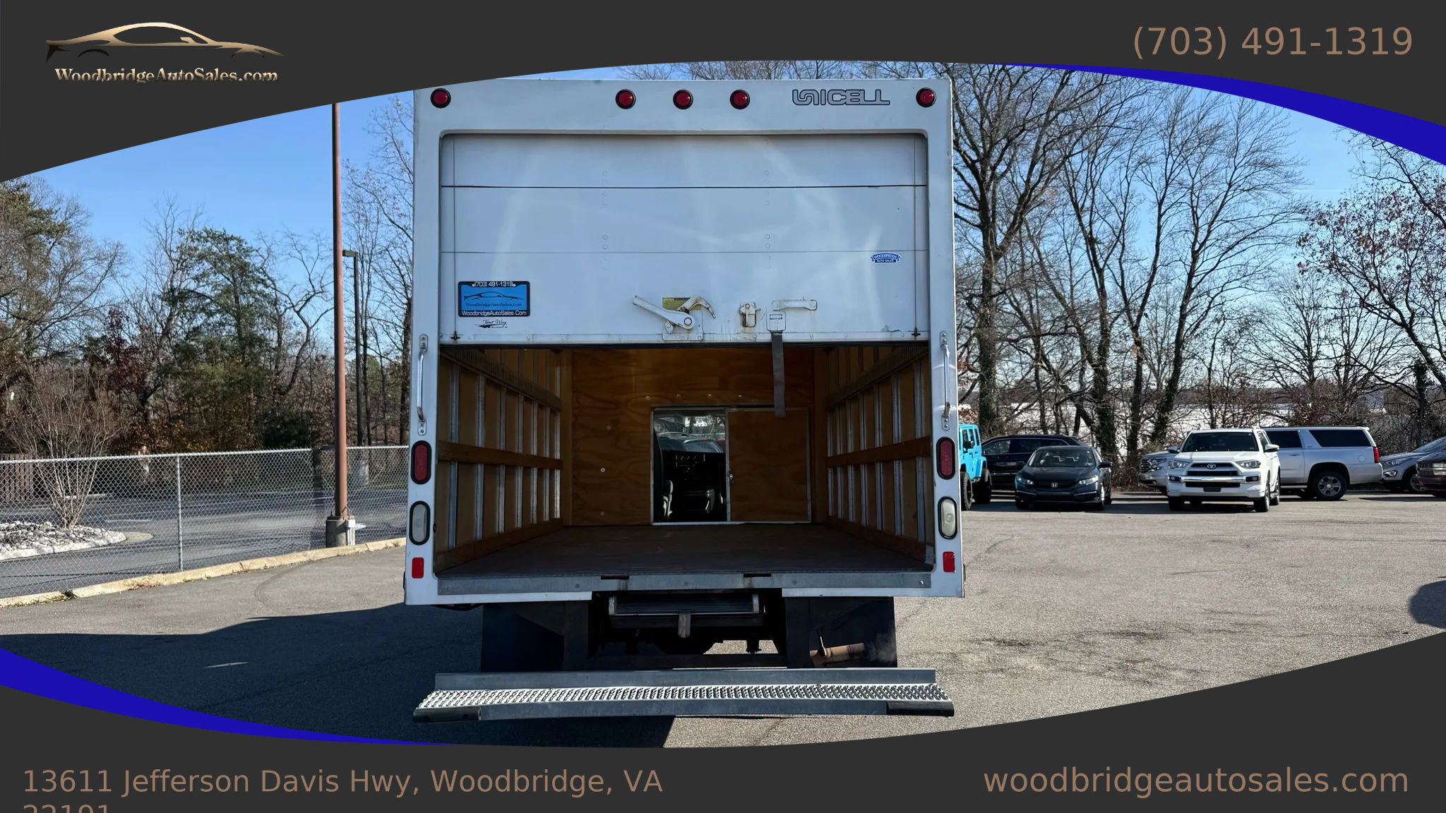 Used 2015 Chevrolet Express 3500 Extended image 20