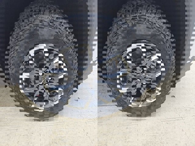 New 2026 Chevrolet Equinox ACTIV w/ Convenience Package III image 14