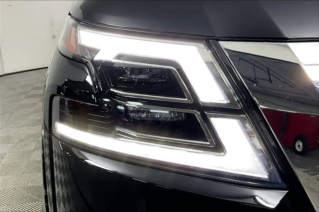 Used 2024 Nissan Armada SL w/ Cargo Package image 28