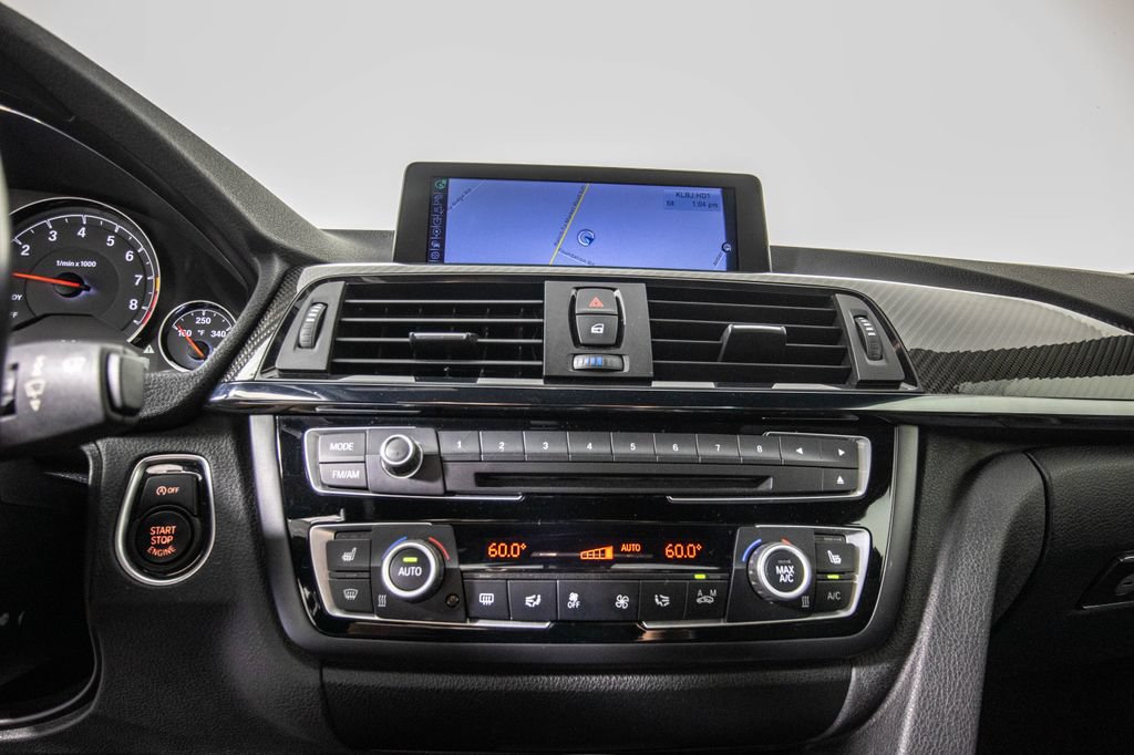 Used 2015 BMW M4 Coupe RWD image 26