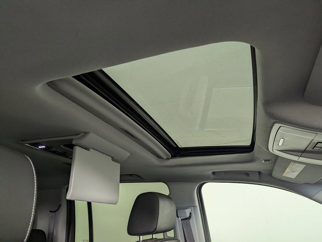 Used 2016 Chevrolet Suburban LT w/ Luxury Package image 26