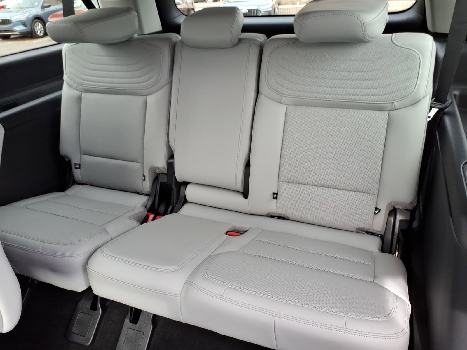 New 2026 Ford Expedition Max Platinum AWD/4WD image 9