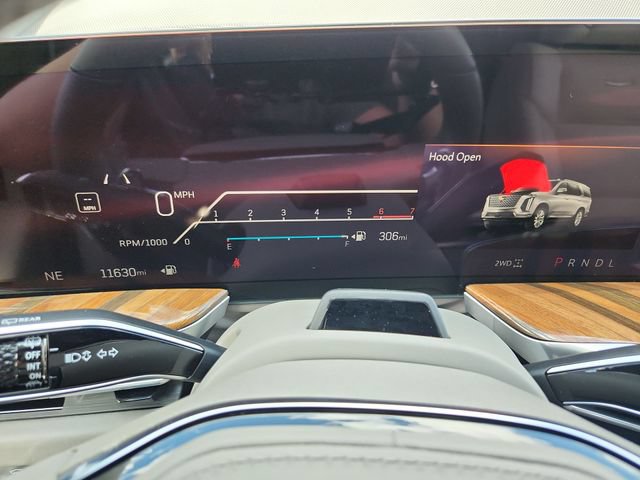 Used 2025 Cadillac Escalade ESV Sport Platinum AWD/4WD image 14