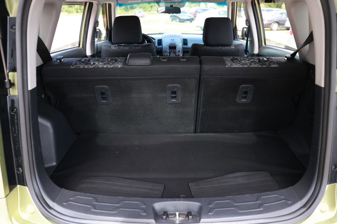 Used 2011 Kia Soul + FWD image 23