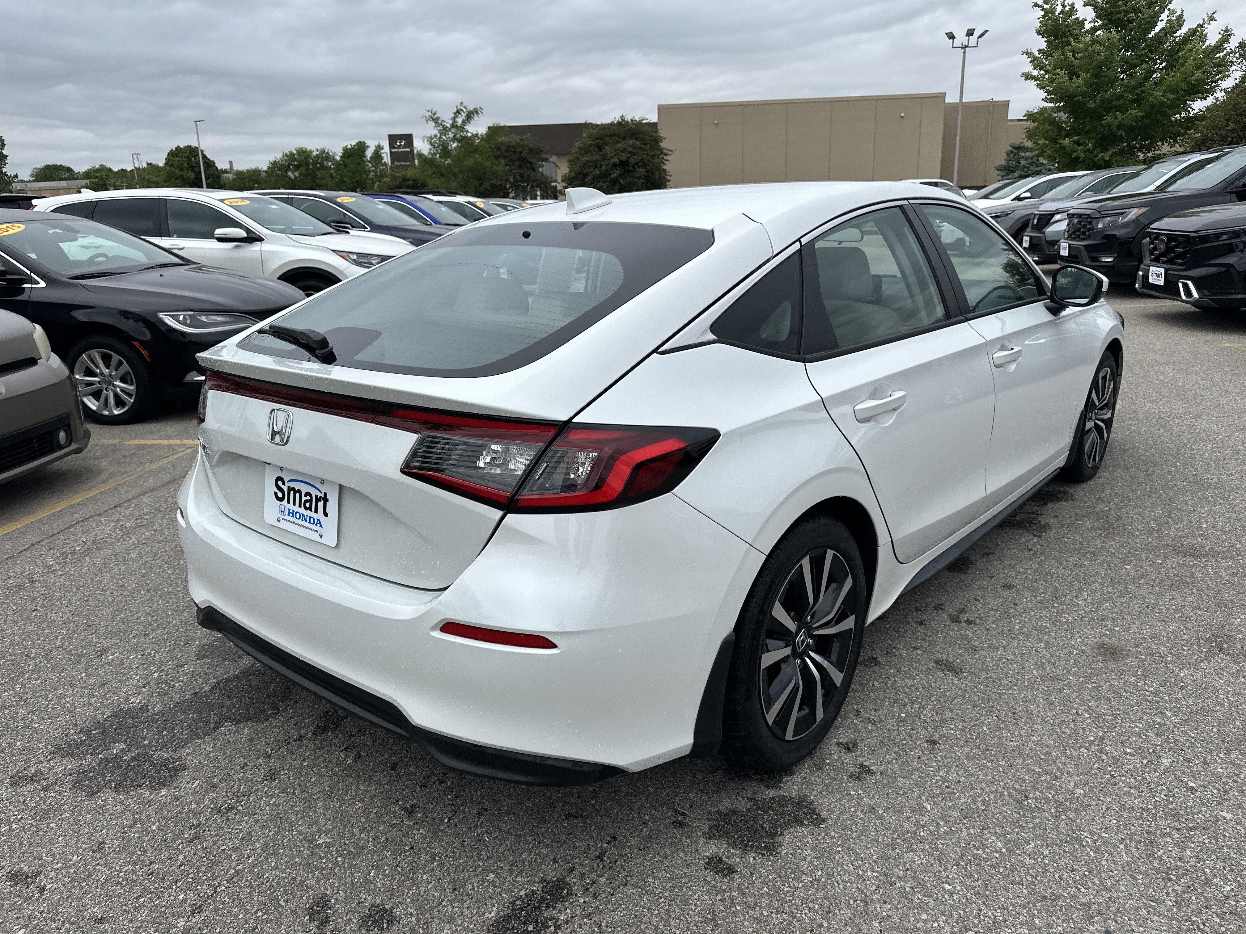 Certified 2023 Honda Civic EX-L image 4