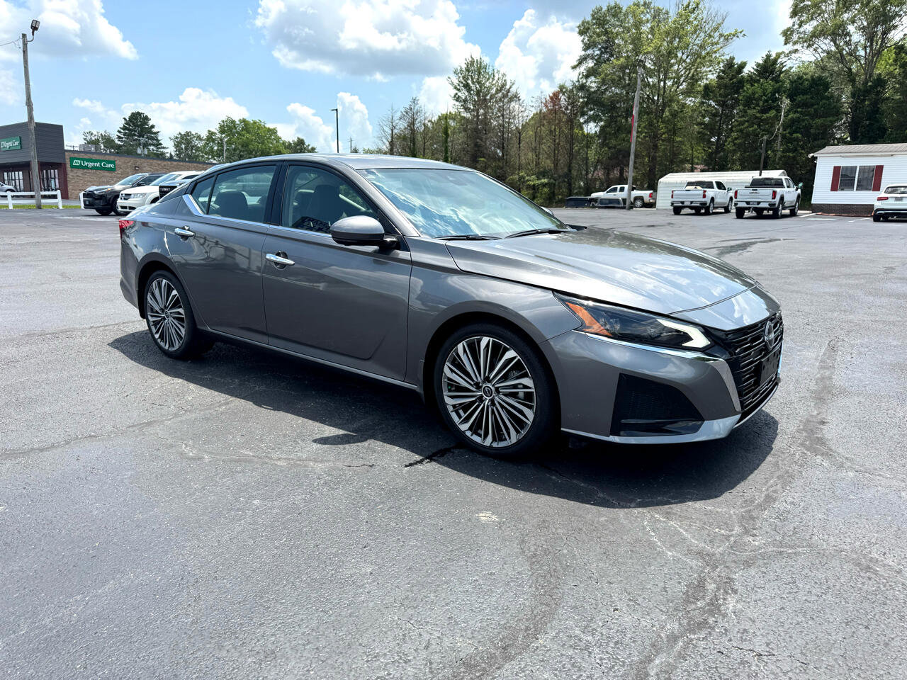 Used 2024 Nissan Altima 2.5 SL image 4
