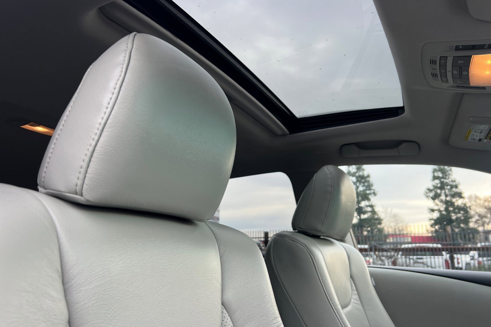 Used 2012 Lexus RX 350 FWD image 17