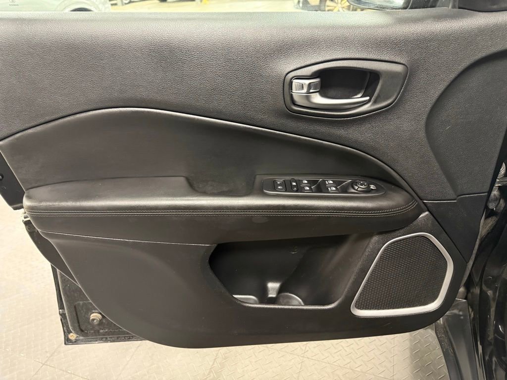 Used 2019 Jeep Compass Altitude image 8
