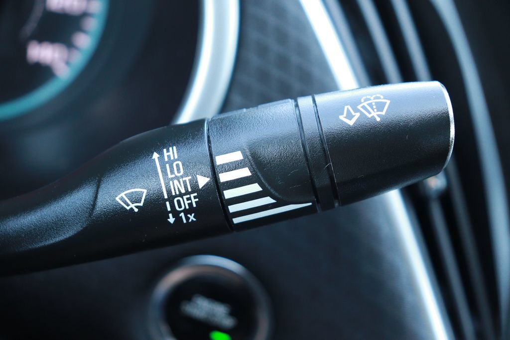 Used 2022 Chevrolet Malibu LS FWD image 21